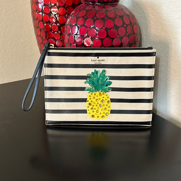 kate spade Handbags - Kate Spade By the Pool Canvas Pineapple Clutch